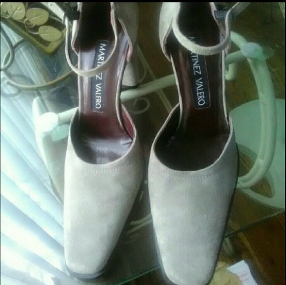 NWOT Martinez Valero suede Mary Jane's - Picture 8 of 8